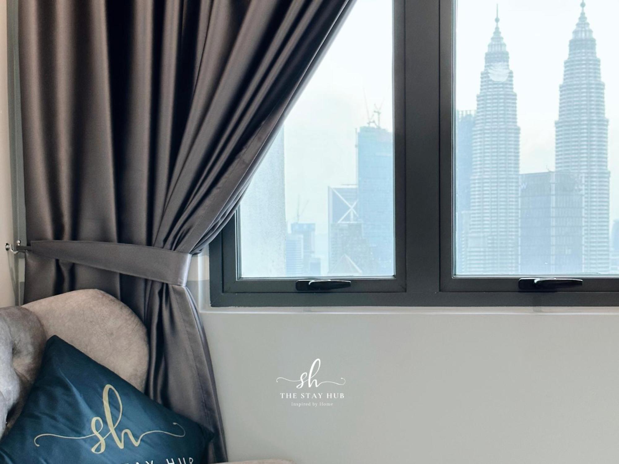 쿠알라룸푸르 The Luxe Klcc View Sky Pool 아파트 외부 사진