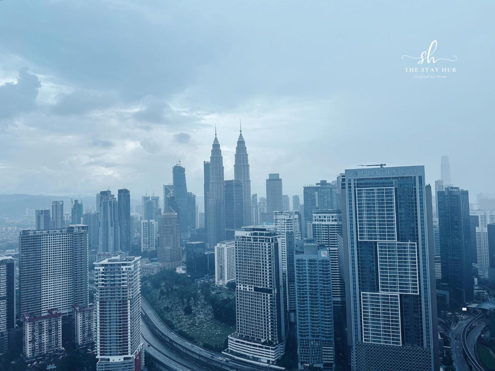 쿠알라룸푸르 The Luxe Klcc View Sky Pool 아파트 외부 사진
