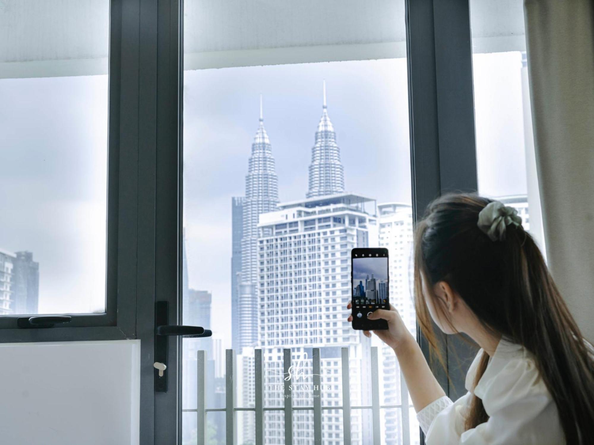 쿠알라룸푸르 The Luxe Klcc View Sky Pool 아파트 외부 사진