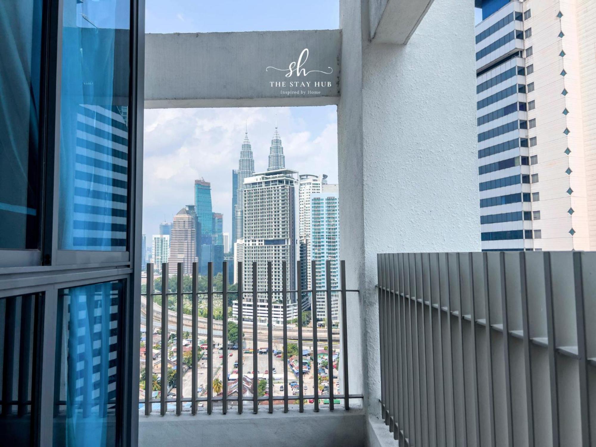 쿠알라룸푸르 The Luxe Klcc View Sky Pool 아파트 외부 사진
