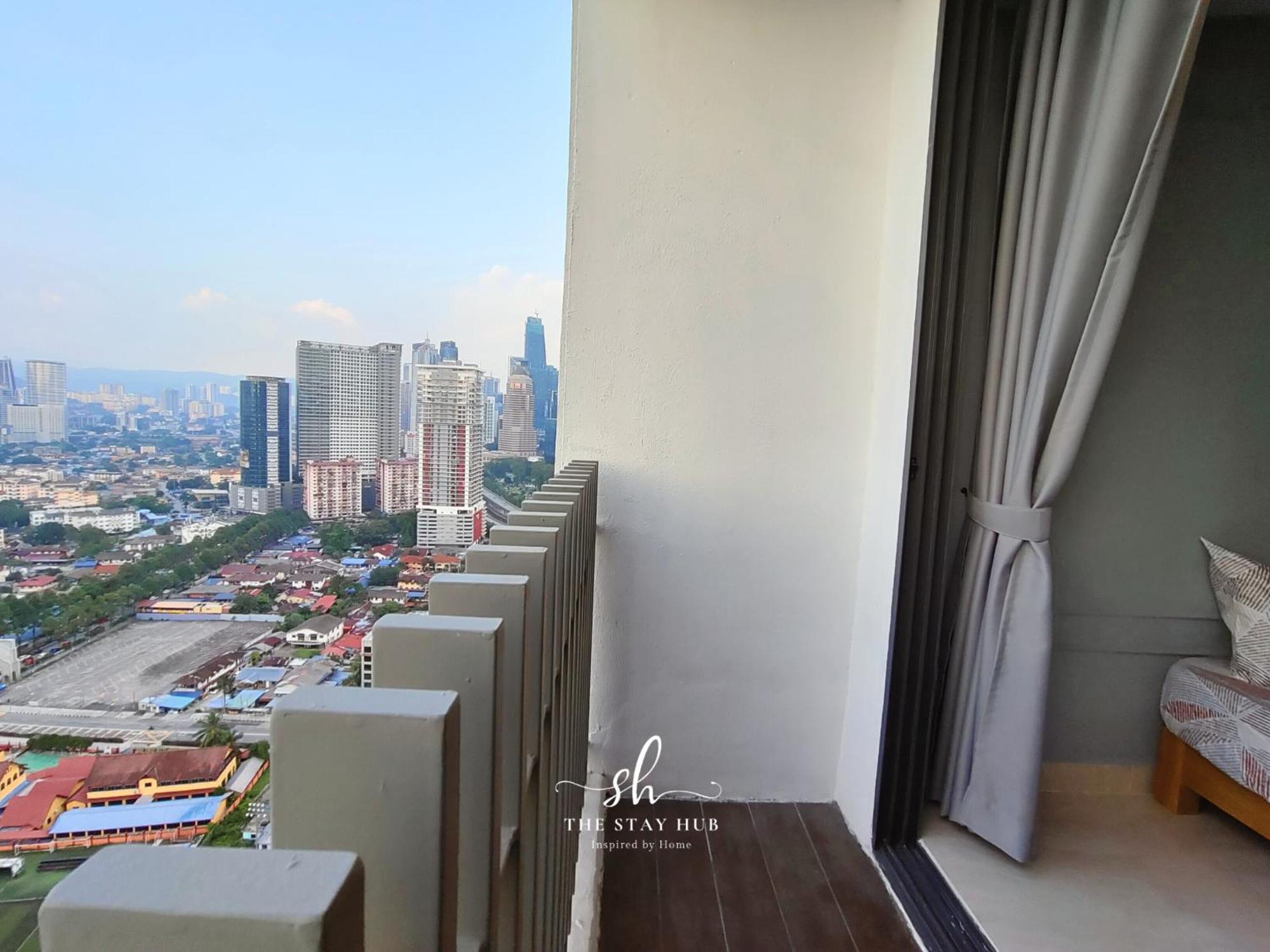 쿠알라룸푸르 The Luxe Klcc View Sky Pool 아파트 외부 사진